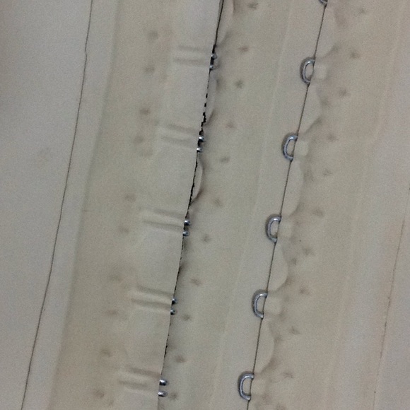 Waist trainer - Picture 2 of 6